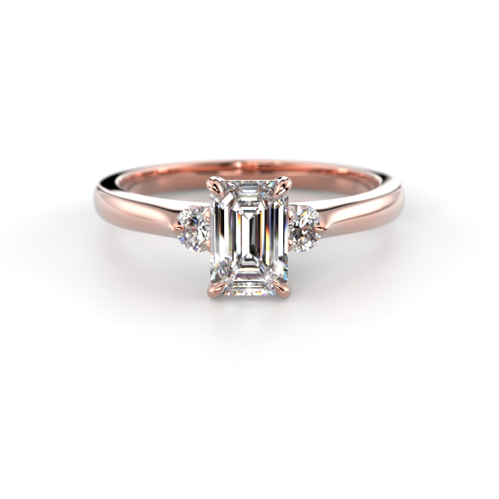 Timanttisormus Megan Emerald 0,74 ct