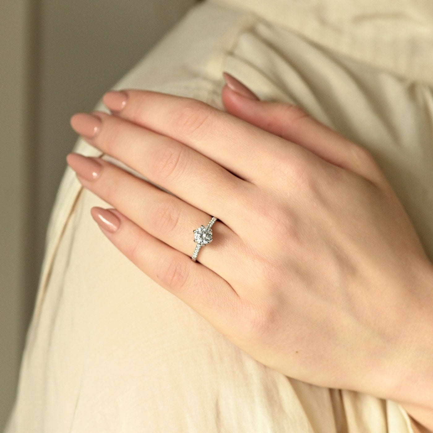 NYHET Diamantring Julianna Krona 1.10 ct